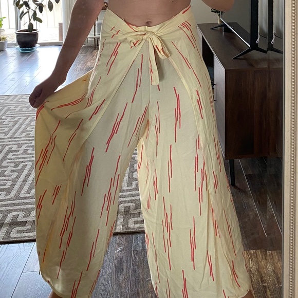 Keyllart Other - 2-in-1 Beach Cover-Up